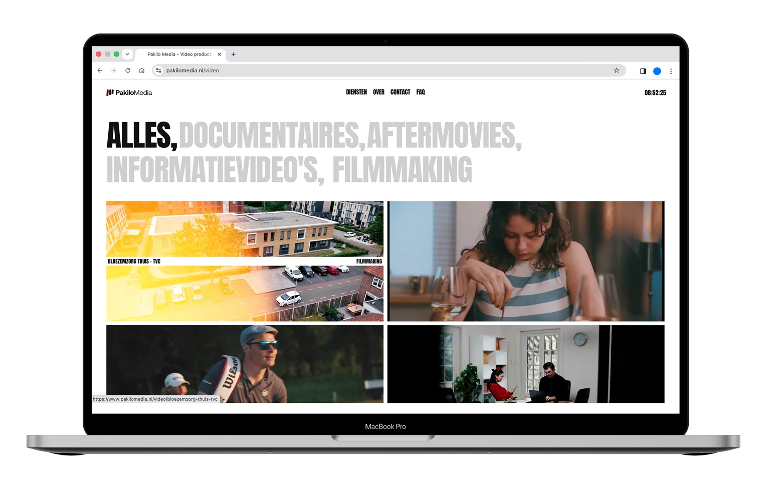 MacBook-PakiloMedia-2